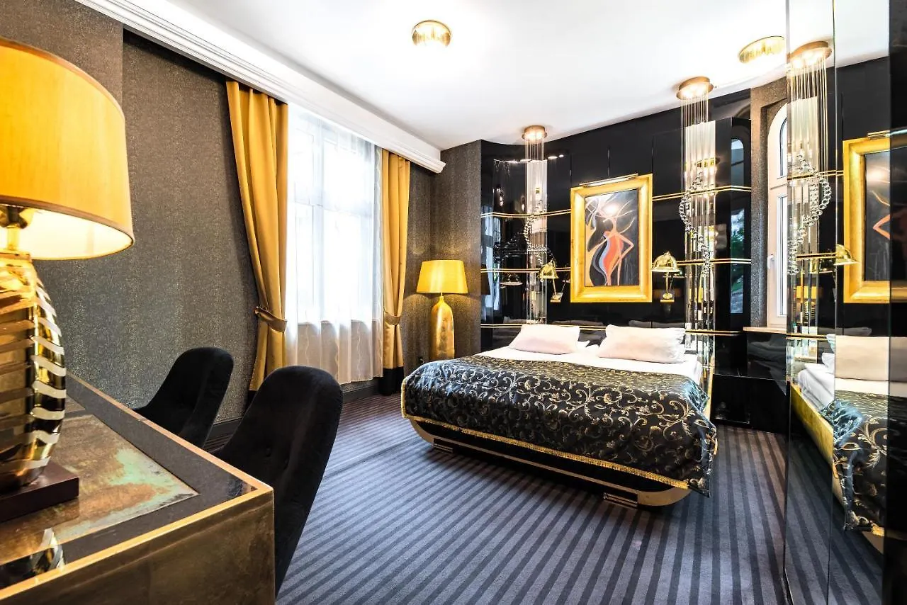 Apartament Gold contacts